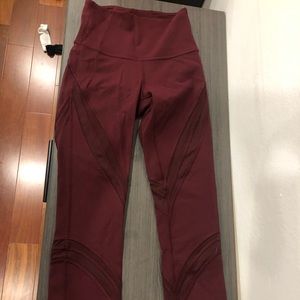 Mesh detailed Maroon leggings